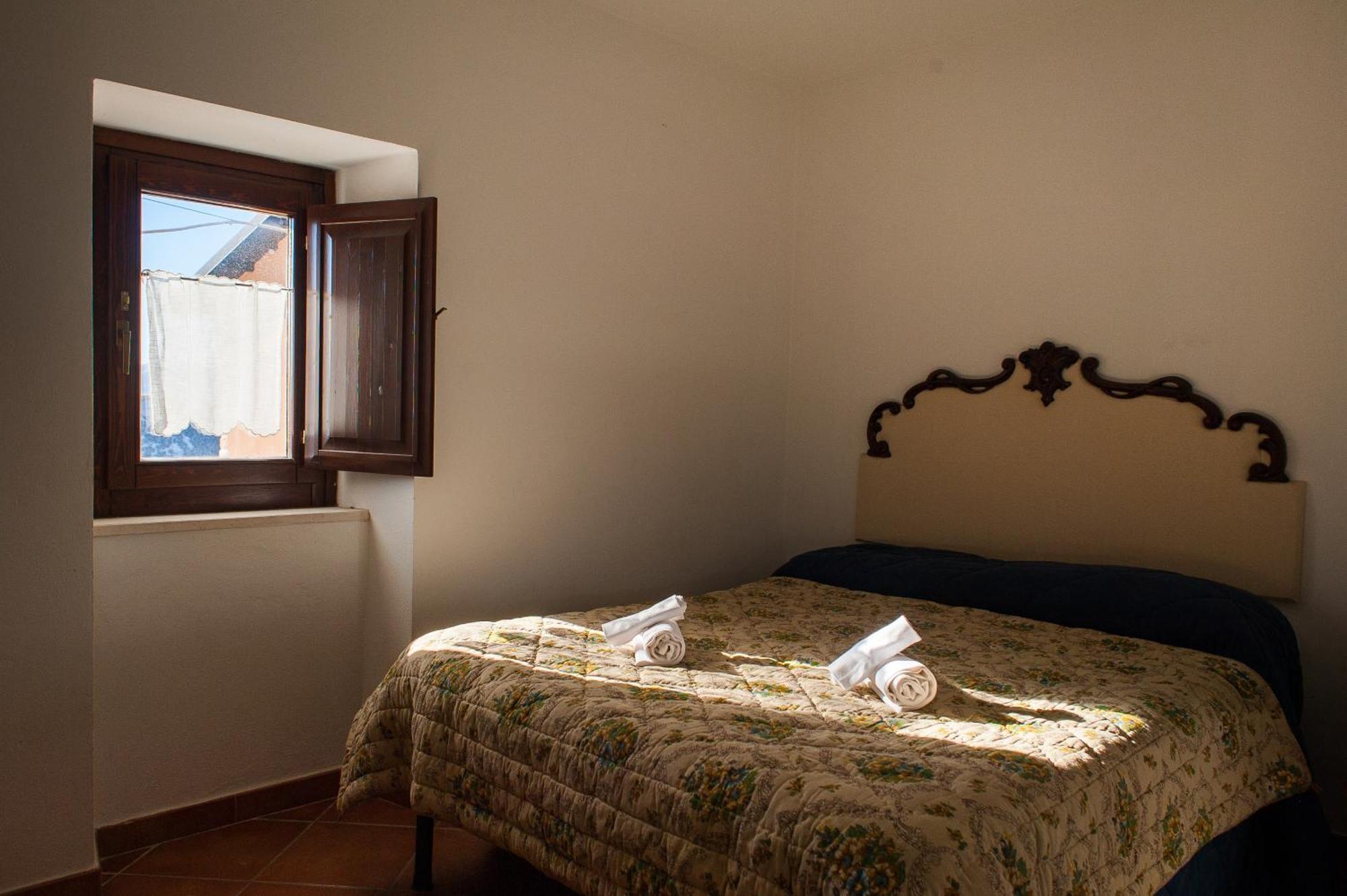 Casa Ladyhawke Apartment Санто Стефано ди Сесанио Екстериор снимка